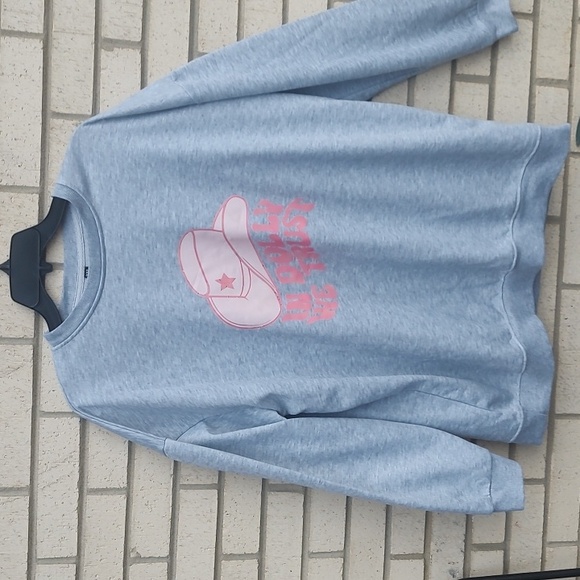 Tops - Dolly Parton Sweatshirt